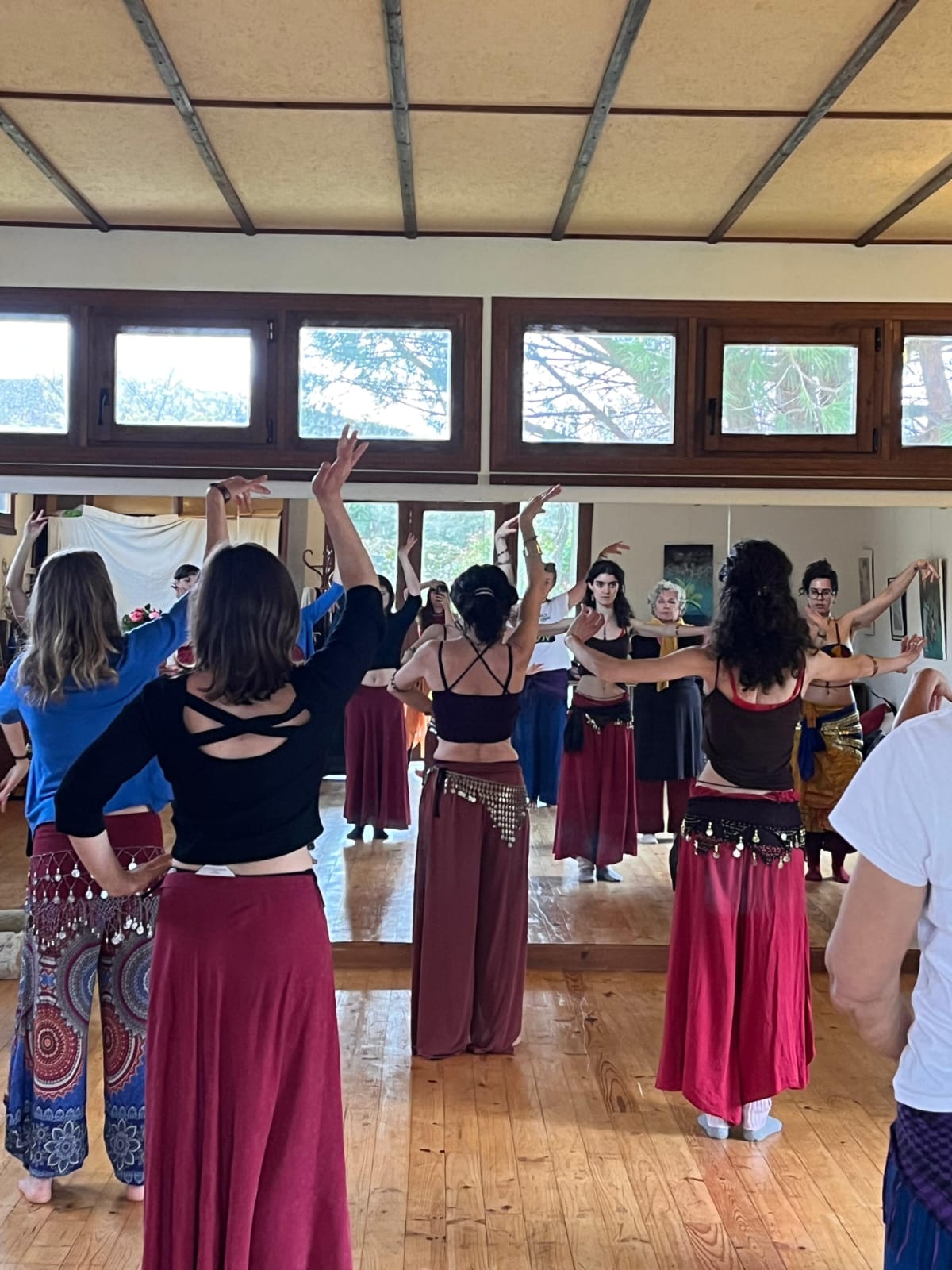 Clase Danza Oriental Fusión — Casa Central Hoyos